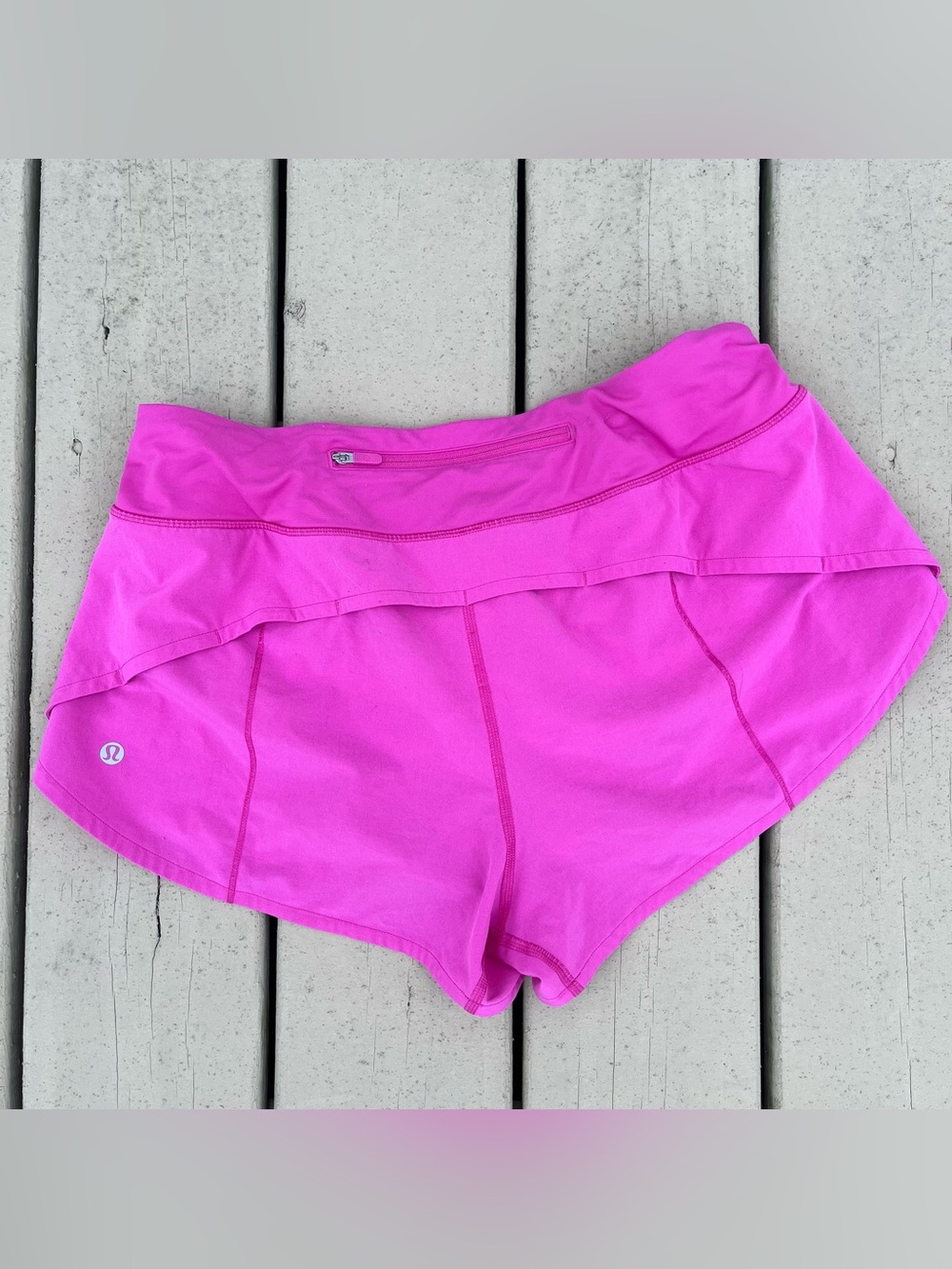 Lululemon shorts speed up pink size 10